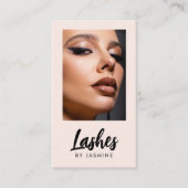 Carte De Visite Code QR Logo Script Rose Pâle Photo Artiste Cils (Devant)