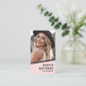 Carte De Visite Code QR Logo Simple Rose Pâle (Debout devant)