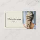 Carte De Visite Code QR photo de salon de coiffure moderne crème (Devant)