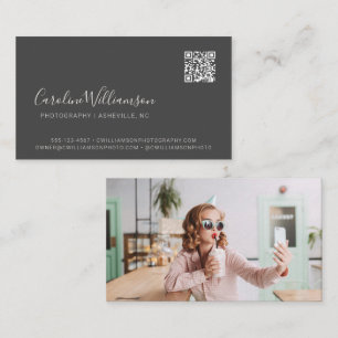 Carte De Visite Code QR photo de script noir moderne minimal tenda