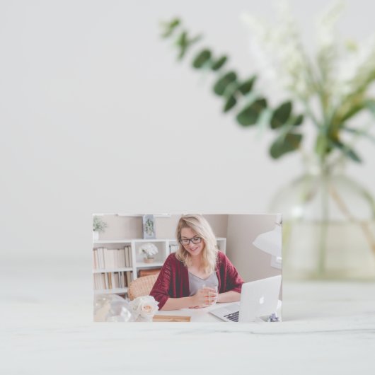 Carte De Visite Code QR professionnel simple et minimal moderne (Debout devant)