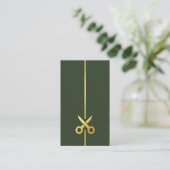 Carte De Visite Coiffeur Logo Ciseaux Or Vert Foncé (Debout devant)