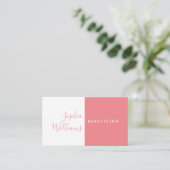 Carte de visite corail et blanche de style minimal (Debout devant)