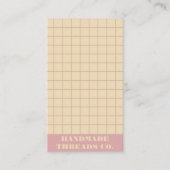 Carte De Visite Crème moderne et rose À damiers Motif QR Code (Devant)