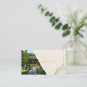 Carte de visite d'architecte durable moderne (Debout devant)