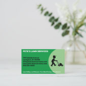 Carte de visite de la société de services de pelou (Debout devant)