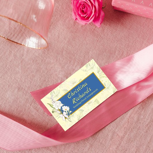 Carte de visite de logo Floral Rose blanche modern