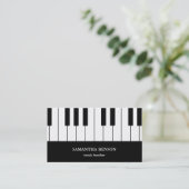 Carte de visite de musicien de piano avec la note (Debout devant)