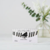 Carte de visite de piano à queue et de clavier (Debout devant)