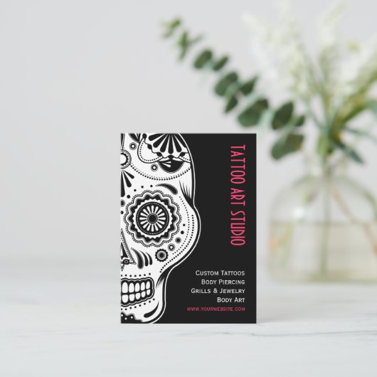 Carte de visite de studio d'art de tatouage (Debout devant)