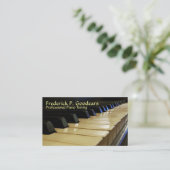 Carte de visite de tuner de piano (Debout devant)