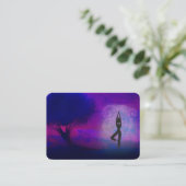 Carte de visite de yoga de méditation (Debout devant)