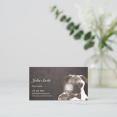 Carte De Visite Dégustation de vin Carlin Sir en cuir foncé (Debout devant)