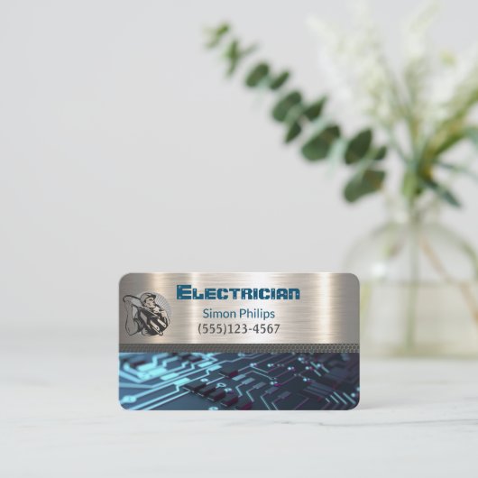 Carte de visite d'électricien de main de métal (Debout devant)