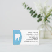 Carte de visite dentaire bleu et blanc (Debout devant)