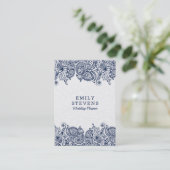 Carte De Visite Dentelle florale bleu marine et blanc (Debout devant)