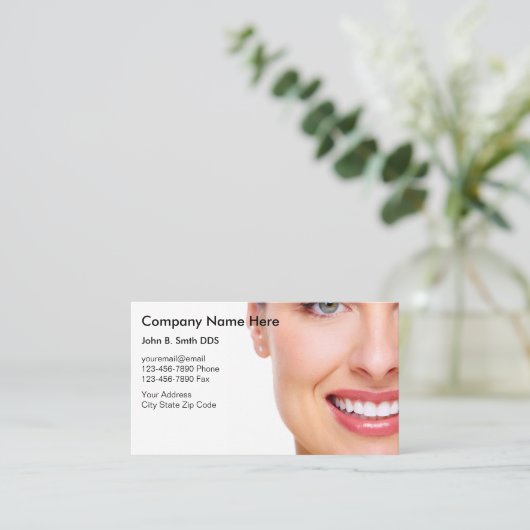 Carte de visite dentiste (Debout devant)