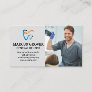 Carte De Visite Dentiste travaillant sur un patient au bureau So