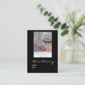 Carte de visite d'établissement vinicole (Debout devant)