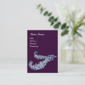 Carte De Visite DIAMOND FEATHERS MONOGRAM, violet (Debout devant)