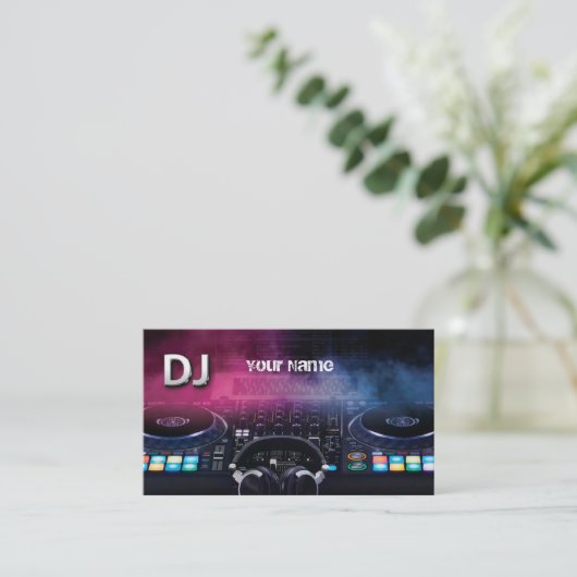 Carte de visite DJ (Debout devant)