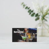Carte de visite du barman (Debout devant)