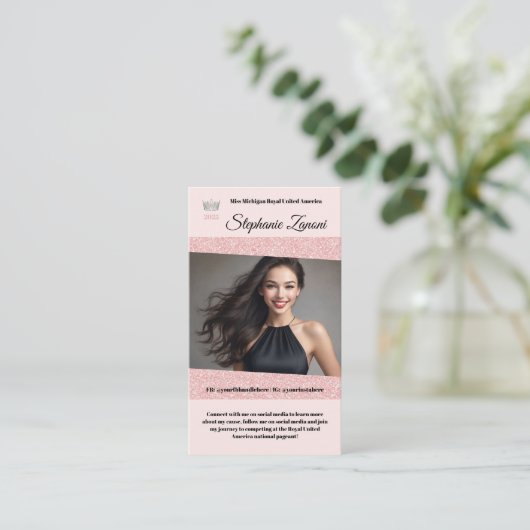 Carte de visite du concours Pastel Glitz | Code QR (Debout devant)