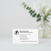 Carte de visite du consultant en génie électrique (Debout devant)