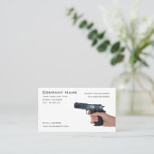 Carte de visite du distributeur d'armes à feu (Debout devant)