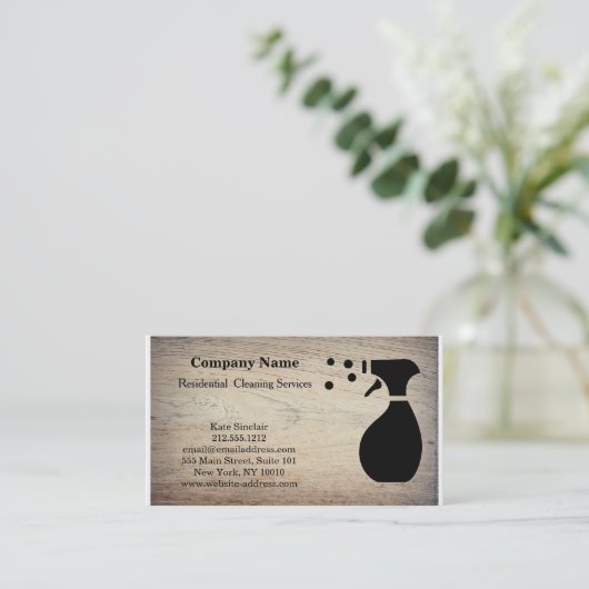 Carte de visite du service de nettoyage profession (Debout devant)