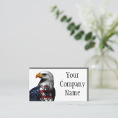 Carte De Visite Eagle chauve drapé dans le drapeau américain (Debout devant)