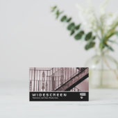 Carte De Visite Écran géant 213 - Sortie de secours victorienne (Debout devant)