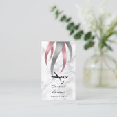 Carte De Visite Elégant ciseaux argenté et rose moderne coiffeuse (Debout devant)