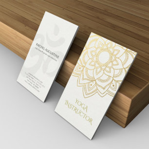 Carte De Visite Élégant instructeur YOGA Blanc or Floral Mandala