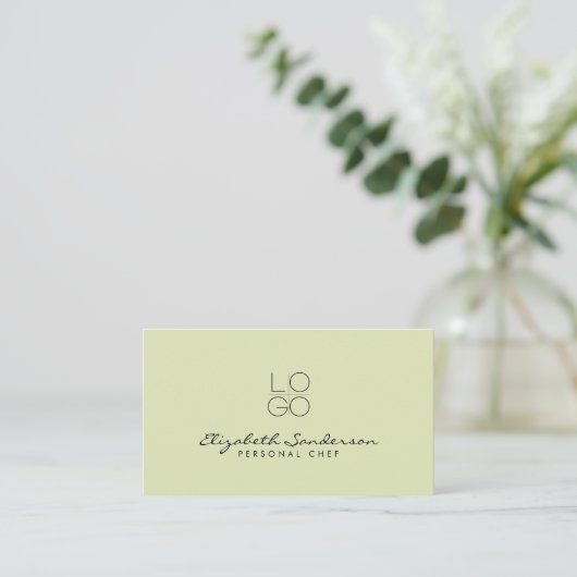 Carte De Visite Elegant Sage Green Luxury Script QR CODE  (Debout devant)