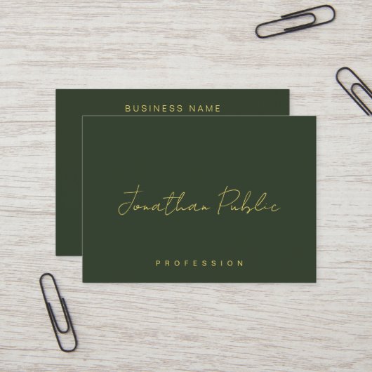 Carte De Visite Élégant Vert Foncé Main Script Texte Or Tendance (Devant/Arrière en situation)