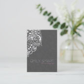 Carte De Visite Elégante dentelle florale blanche et Damas gris (Debout devant)
