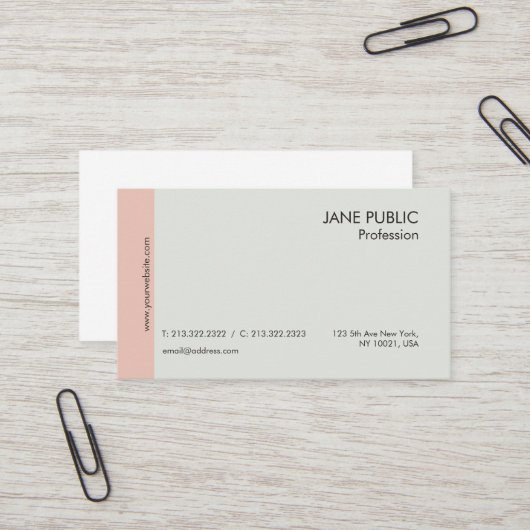 Carte De Visite Élégante Plain Moderne Professionnel Chic Beige (Devant/Arrière en situation)