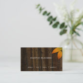 Carte de visite en bois exotique avec la feuille (Debout devant)