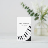 Carte de visite enseignant de piano noir et blanc (Debout devant)