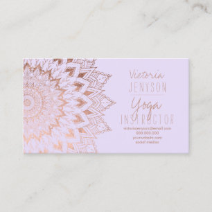 Carte De Visite Enseignant Rose de yoga violet au mandala floral o