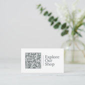 Carte De Visite Explorez notre boutique | Code QR et logo personna (Debout devant)