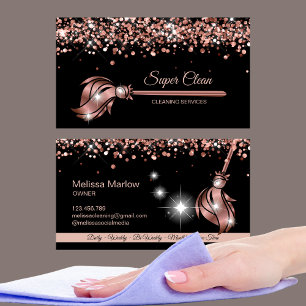 Carte De Visite Femme de ménage nettoyant une maison rose gold sci