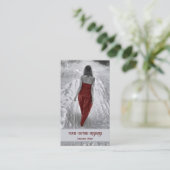 Carte De Visite Fille En Robe Rouge Hiver Gothique (Debout devant)