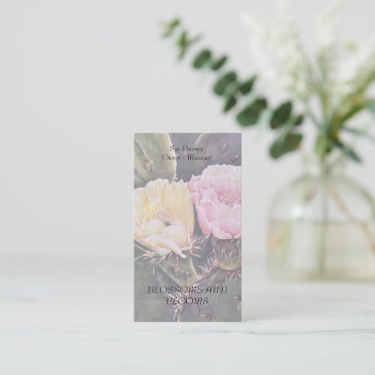 CARTE DE VISITE FLEURS DE CACTUS PEAR (Debout devant)
