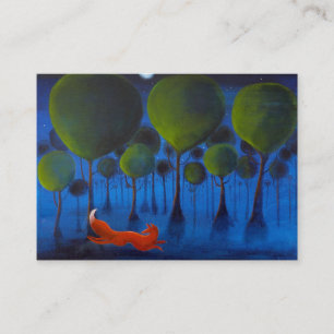 Carte De Visite Fox fonctionnant dans la région boisée la nuit