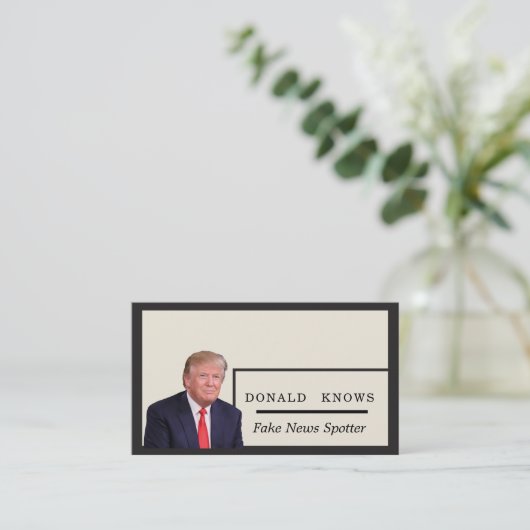 Carte De Visite Freelance Trump (Debout devant)