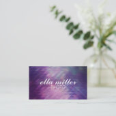 Carte de visite géométrique multicolore violet (Debout devant)