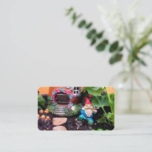 Carte De Visite Gnome géranium 01 (Debout devant)