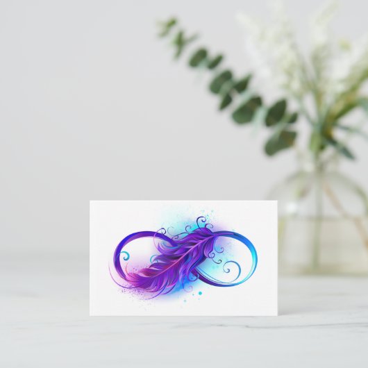 Carte De Visite Infinity with purple feather (Debout devant)